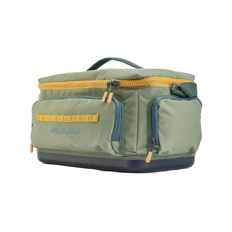 Plano Weekend Tackle Bag 3700  Moss  PLAWKND3700GBTBMOSS P000168